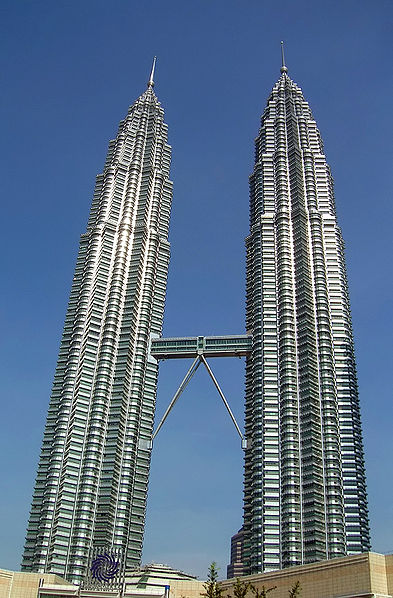 twin towers pictures. PETRONAS Twin Towers