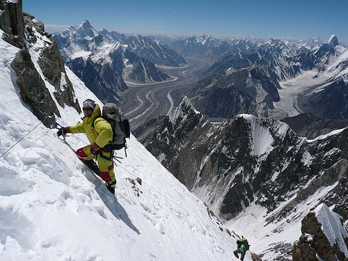 Gasherbrum I Photo by ferran_latorre (HAPPY NEW YEAR)