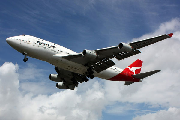 Qantas Boeing 747 - 438