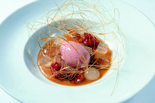 michelin-starred-chef-worlds-best-restaurant-2013-jordi-roca-credits-beautyvictim-com