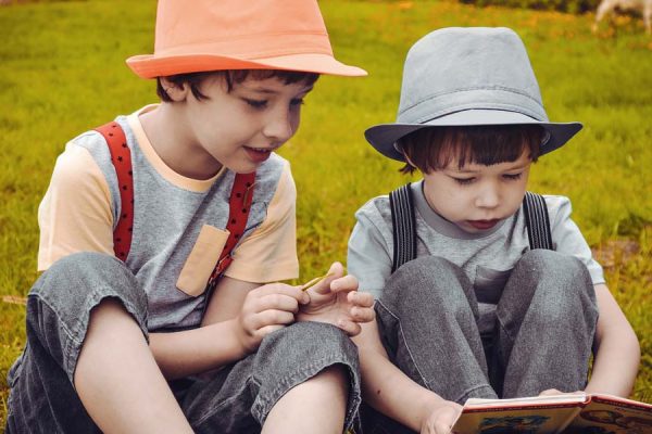 Children Reading