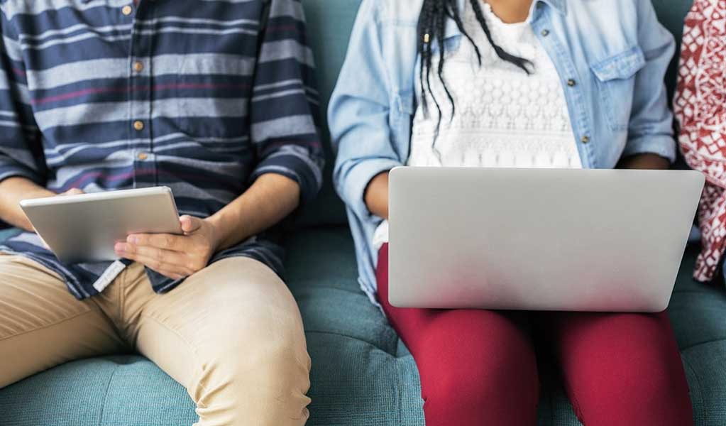 9 Best High Paying Jobs For College Students For Your Own Expenses