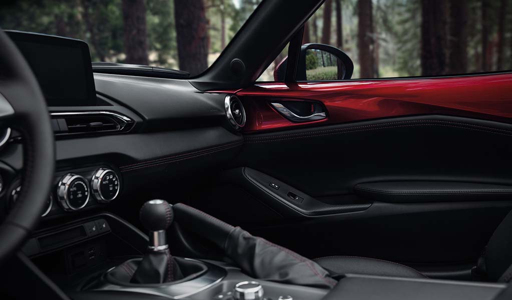 Mazda MX-5 Interior Design