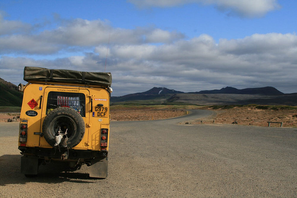 Road to Dettifoss