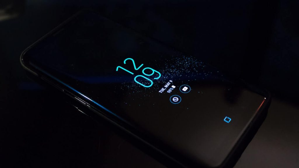 turned-on-black-samsung-android-smartphone