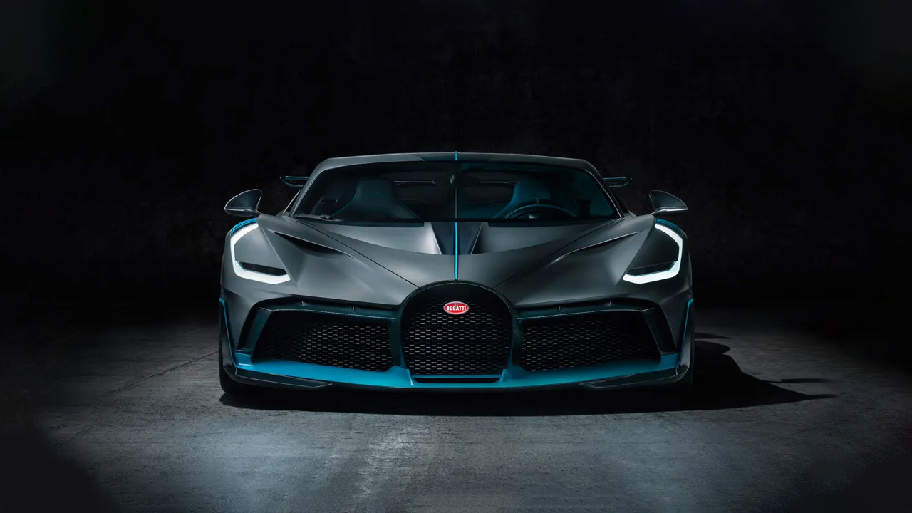 Bugatti Divo metalic grey a remarkable most expensive car 