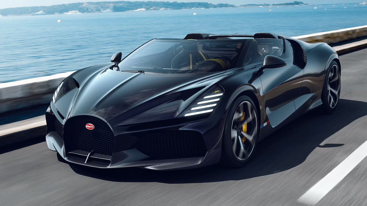 Bugatti Mistral open roof click on the shore