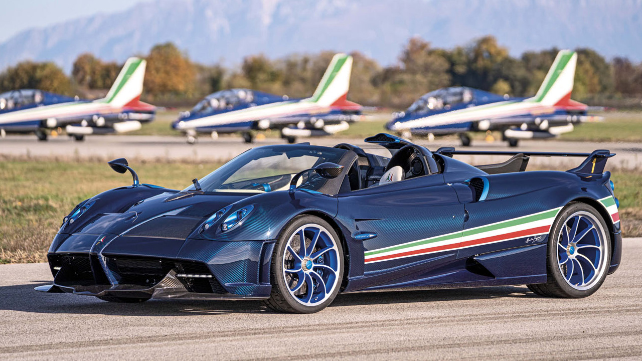 Pagani Huayra Tricolore blue open roof luxury car