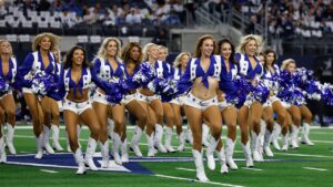 How Much Do Dallas Cowboy Cheerleaders Make? - 2024