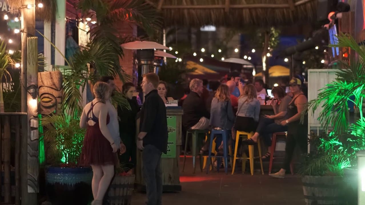 Night life in siesta beach