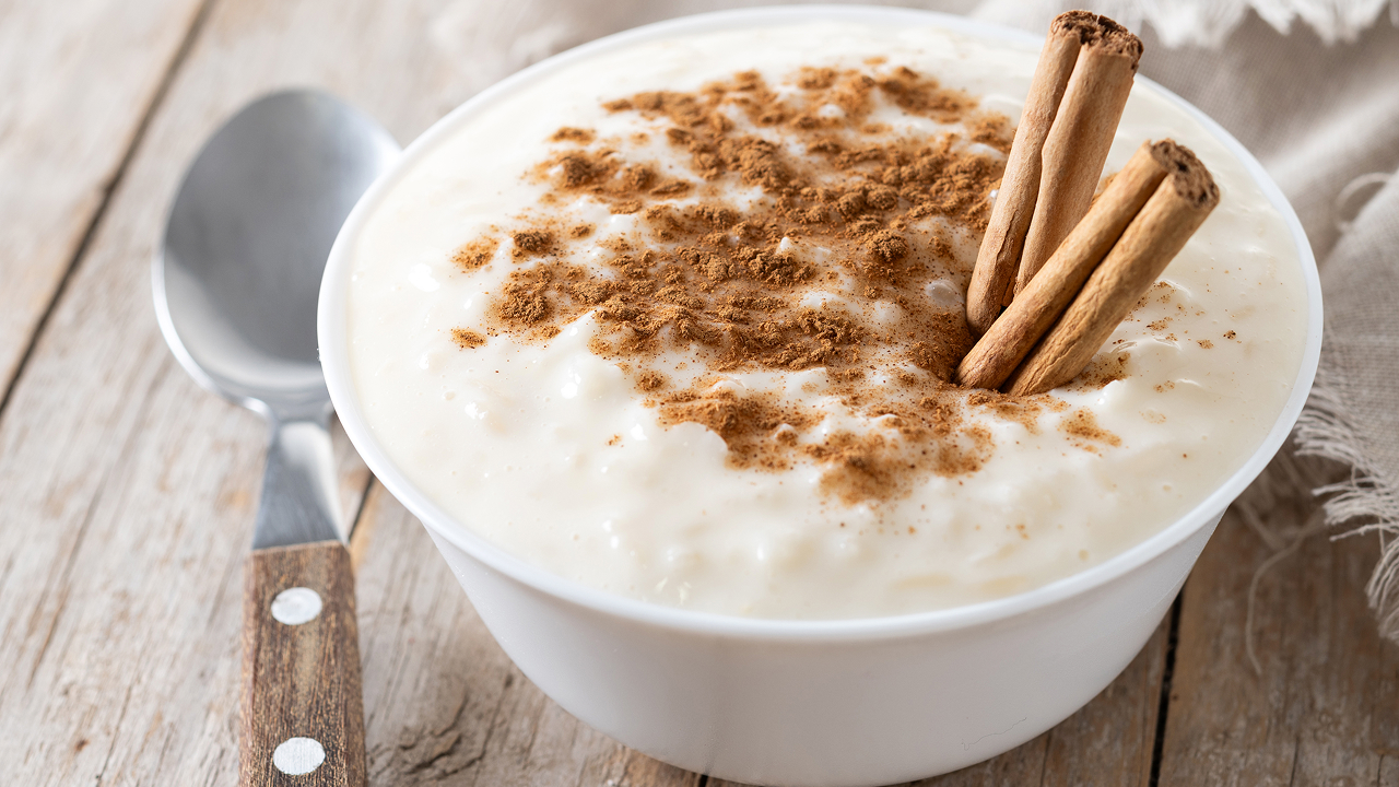 Rice pudding with cinnamon 