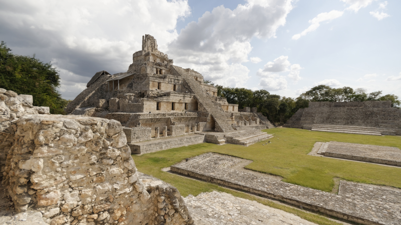 Beautiful shot of the pyramids in mexico