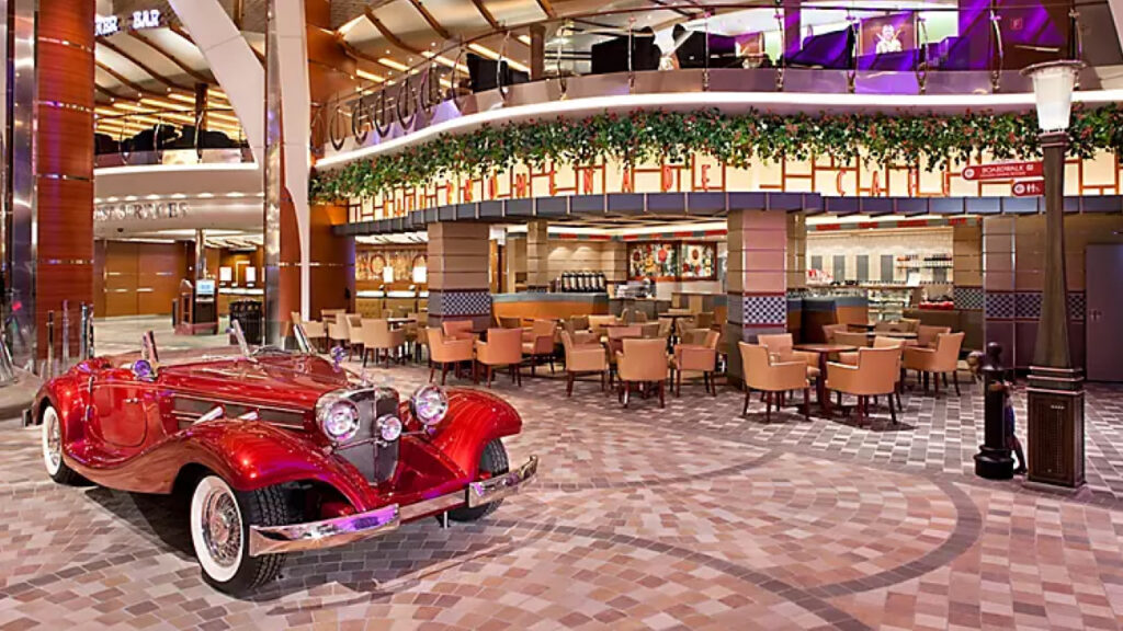 Indoor of a royal promenade 