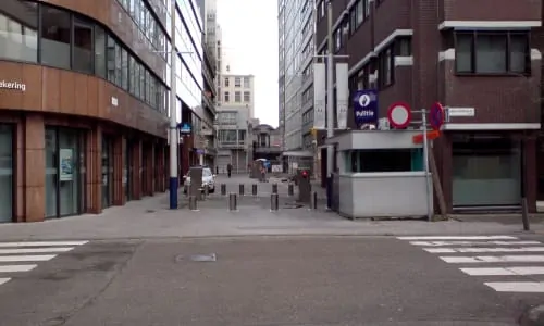 A road with buildings where one of the greatest Antwerp heist happen