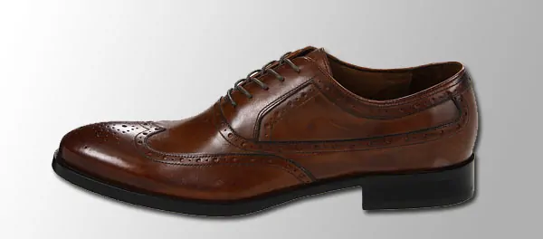 lace-up-cap-toe-shoes-with-wing-tips